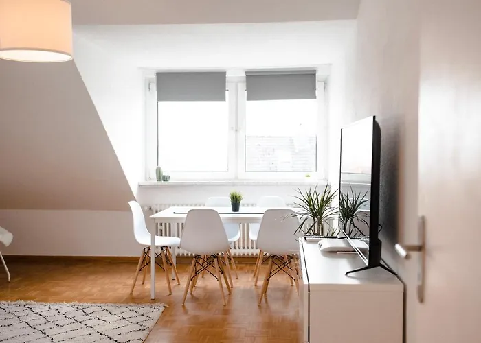 - Neu - Sweet Home, Parkplatz, Netflix