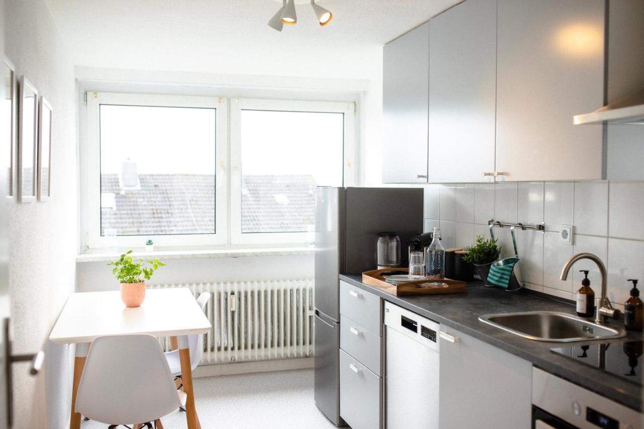 - Neu - Sweet Home, Parkplatz, Netflix Bad Salzuflen