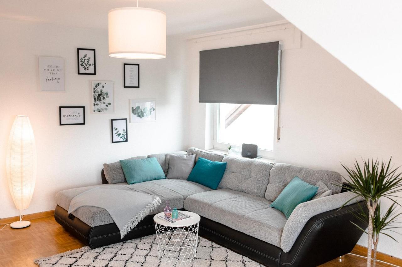 - Neu - Sweet Home, Parkplatz, Netflix *